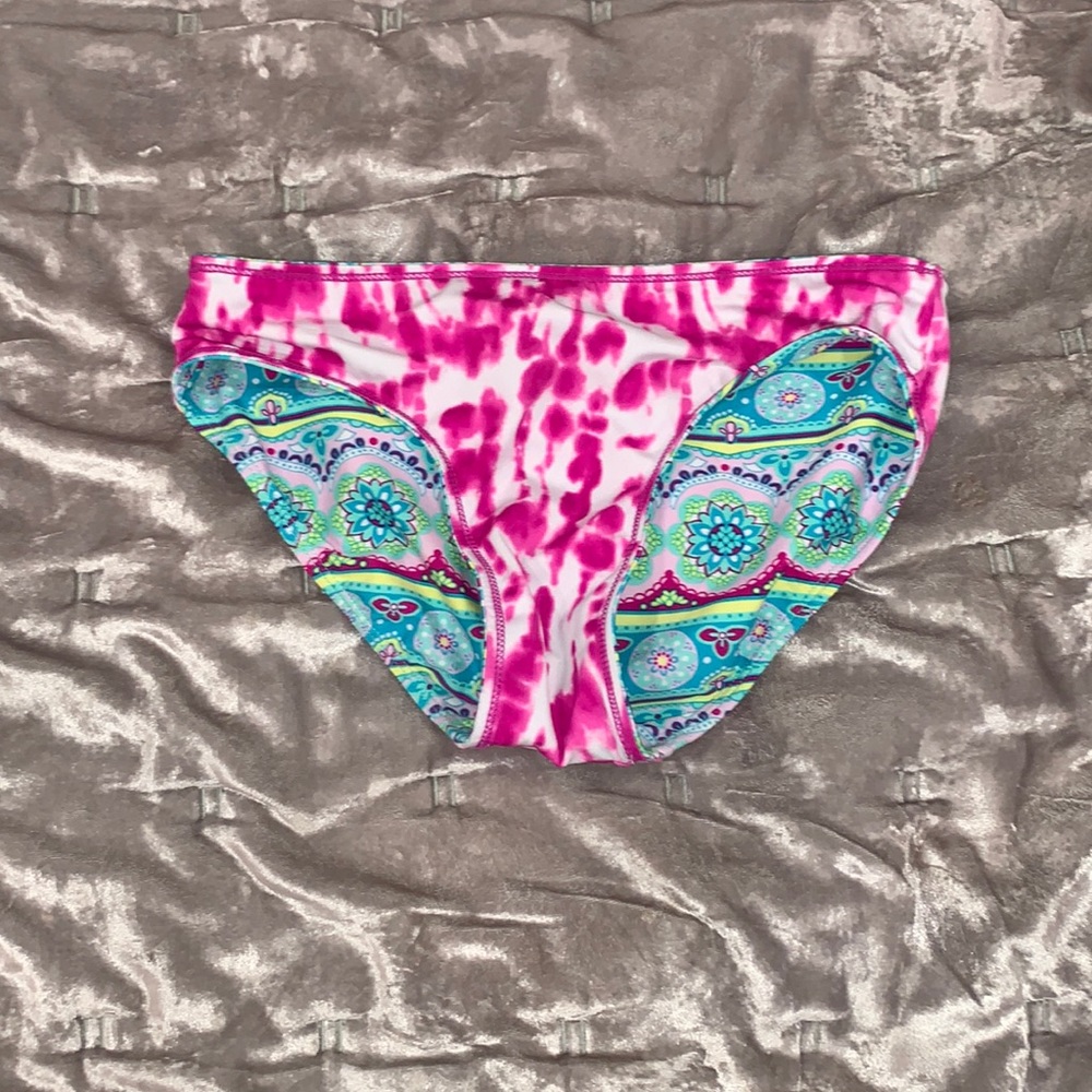 swimsuit bottoms